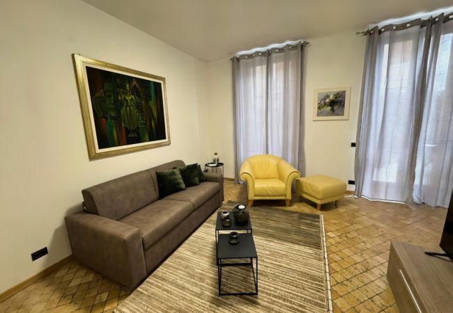 Apartment in Desenzano del Garda - 001 - LET IT BE A DREAM - RENOVATION 2025 Apartment in Desenzano del Garda - 001 - LET IT BE A DREAM - RENOVATION 2025