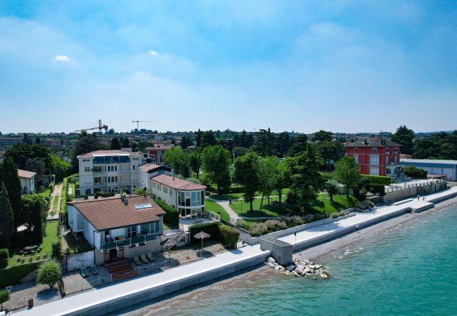 Villa in Desenzano del Garda - 003 - AMAZING VILLA SOUND OF THE LAKE Villa in Desenzano del Garda - 003 - AMAZING VILLA SOUND OF THE LAKE