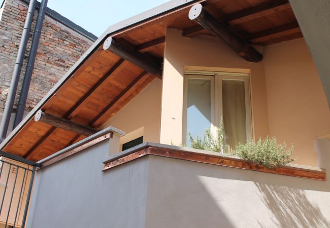 Apartment in Desenzano del Garda - 05 - Desenzanoloft La Baita Apartment in Desenzano del Garda - 05 - Desenzanoloft La Baita