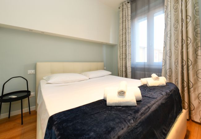 Apartment in Desenzano del Garda - 09 - A CASA DI GIOVANNA Apartment in Desenzano del Garda - 09 - A CASA DI GIOVANNA