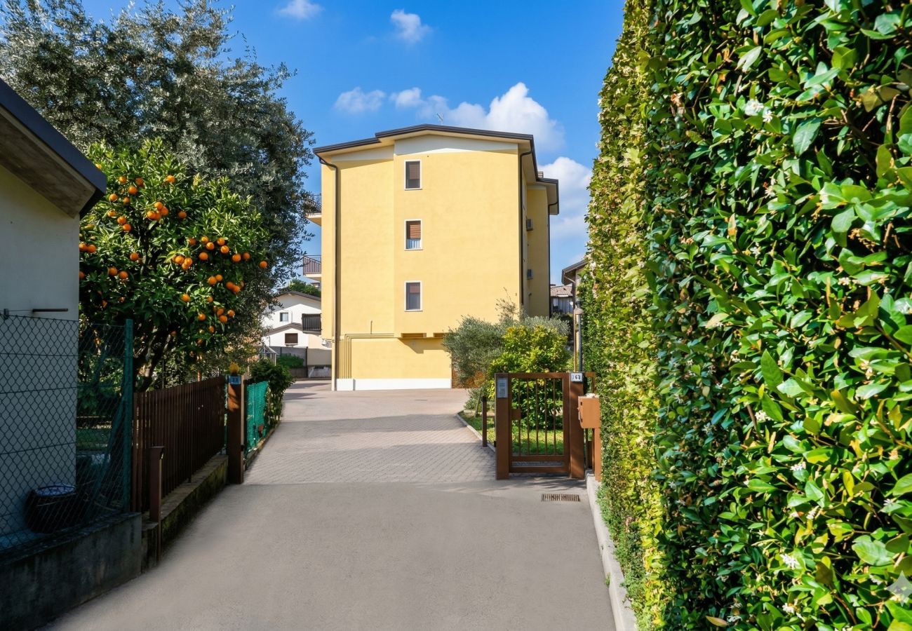 Apartment in Desenzano del Garda - 002 - A CASA DI SARA .....