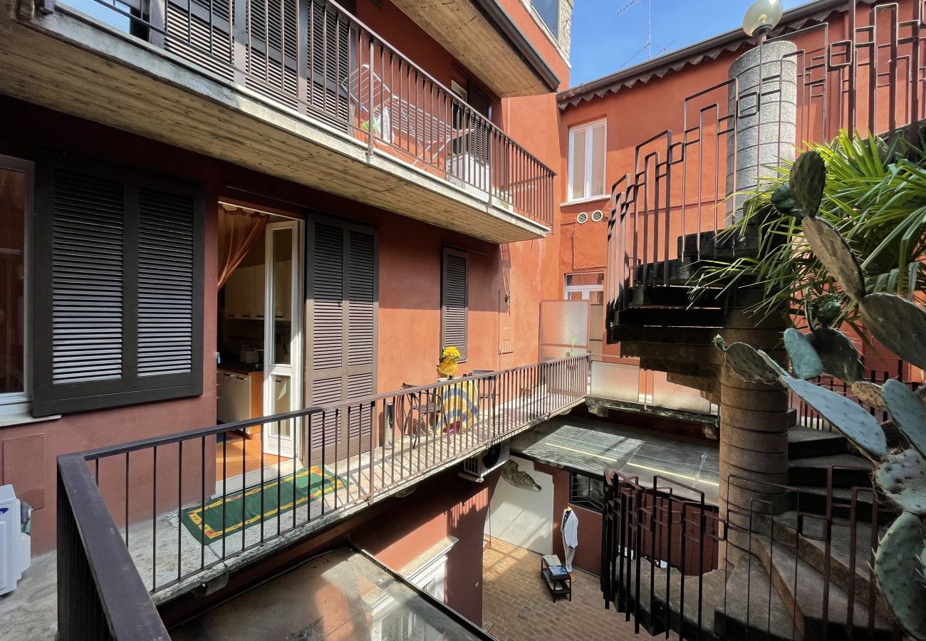 Apartment in Desenzano del Garda - 41- IL VICOLETTO DI DESE