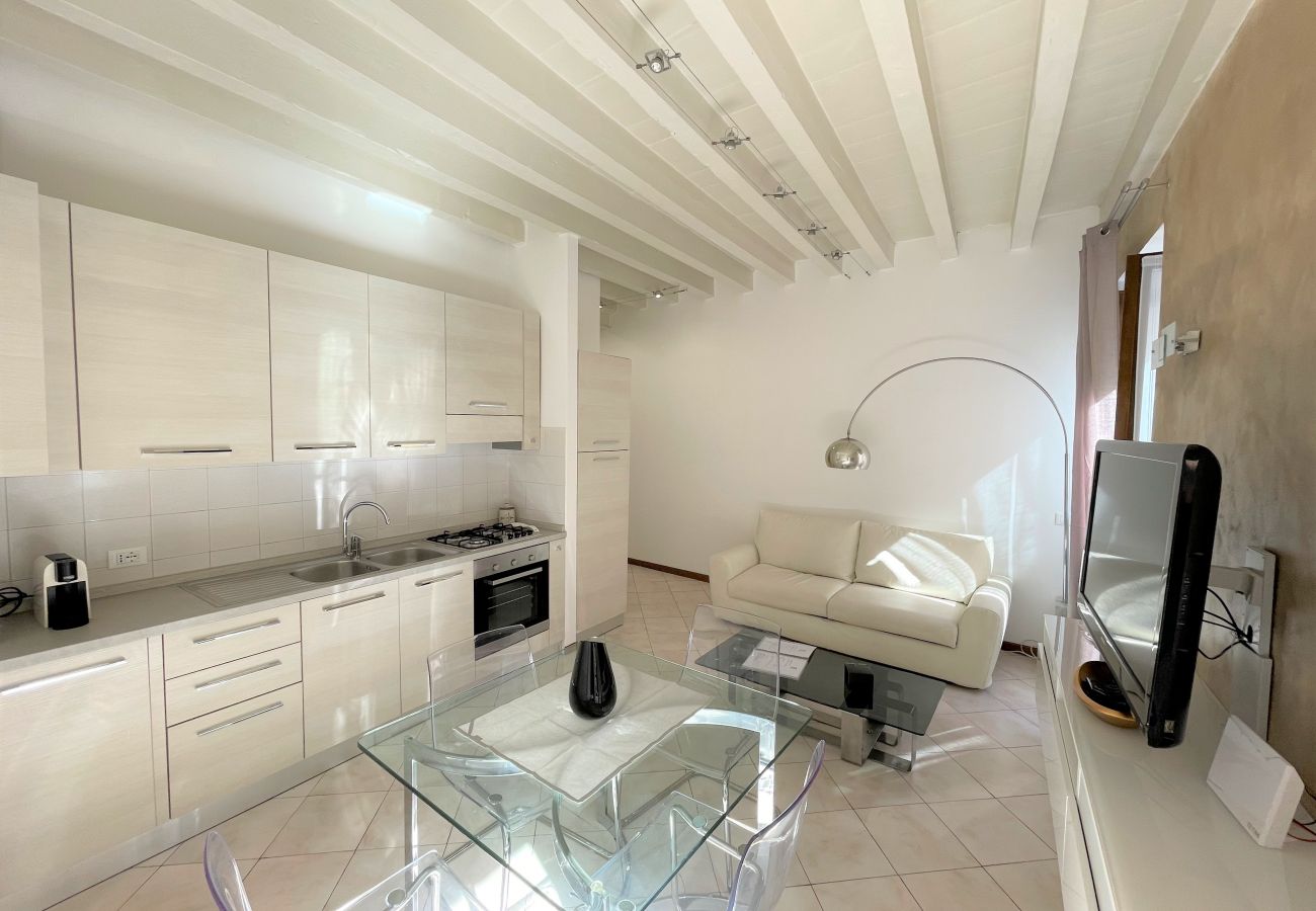 Apartment in Desenzano del Garda - 44- LE PETIT BIJOU Desenzano