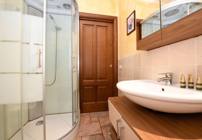 Apartment in Desenzano del Garda - 45 - Garden and Pool in Desenzano centrum Apartment in Desenzano del Garda - 45 - Garden and Pool in Desenzano centrum