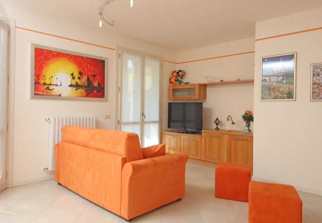 Apartment in Salò - Il Cedro by Garda FeWo