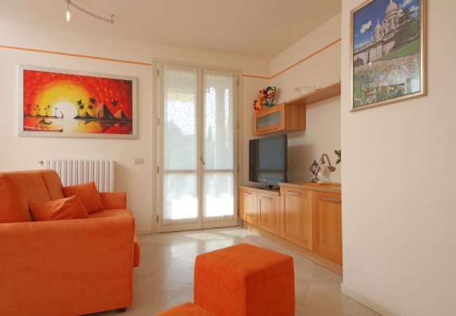 Apartment in Salò - Il Cedro by Garda FeWo