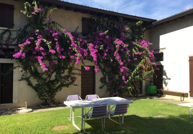 Villa in Salò - Casale Lucrezia by Garda FeWo Villa in Salò - Casale Lucrezia by Garda FeWo