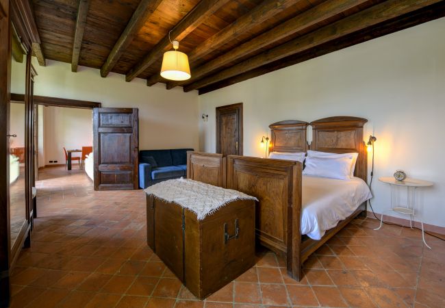 Villa in Salò - Casale Lucrezia by Garda FeWo Villa in Salò - Casale Lucrezia by Garda FeWo