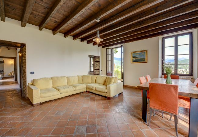 Villa in Salò - Casale Lucrezia by Garda FeWo Villa in Salò - Casale Lucrezia by Garda FeWo