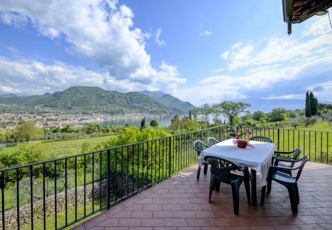Villa in Salò - Casale Lucrezia by Garda FeWo Villa in Salò - Casale Lucrezia by Garda FeWo