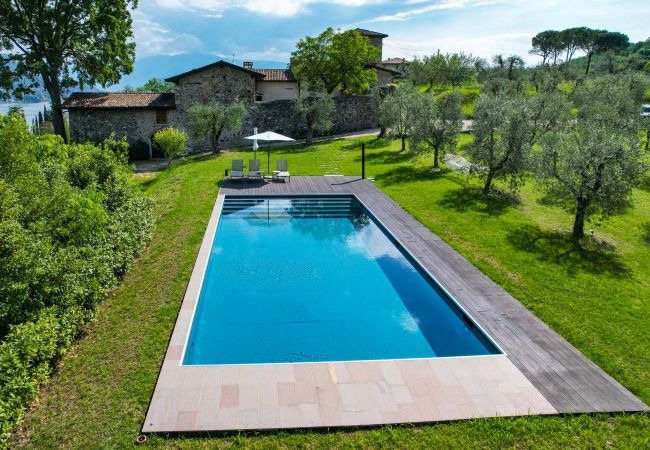 Villa in Salò - Casale Lucrezia by Garda FeWo Villa in Salò - Casale Lucrezia by Garda FeWo
