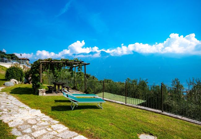 Apartment in Tignale - Riel 1 by Garda FeWo Apartment in Tignale - Riel 1 by Garda FeWo