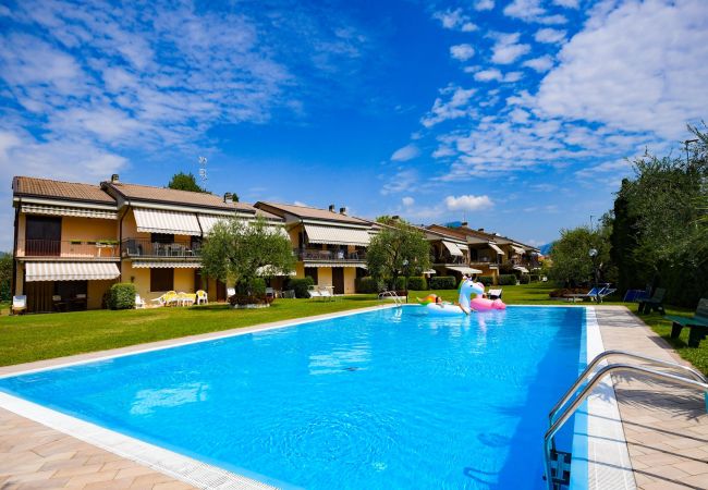 Apartment in San Felice del Benaco - Roccolino by Garda FeWo Apartment in San Felice del Benaco - Roccolino by Garda FeWo
