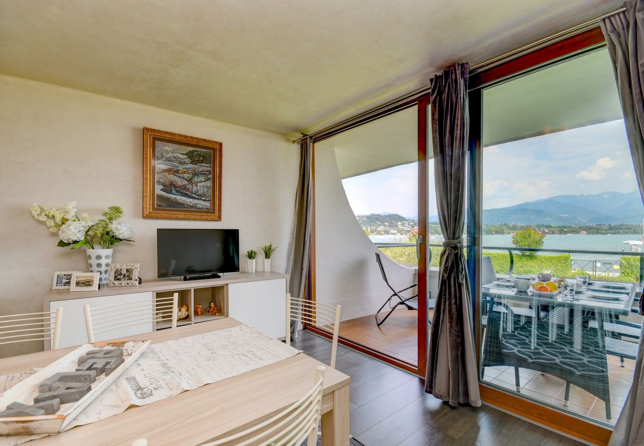 Apartment in Manerba del Garda - Il Sogno del Lago by Garda FeWo