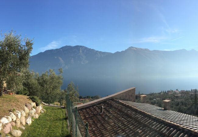 Apartment in Limone sul Garda - Ai Ruck 3 by Garda FeWo Apartment in Limone sul Garda - Ai Ruck 3 by Garda FeWo