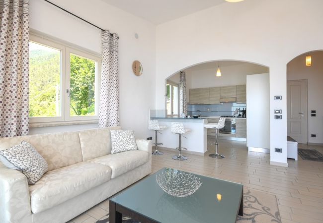 Chalet in Tignale - Da Guido - Letizia by Garda FeWo Chalet in Tignale - Da Guido - Letizia by Garda FeWo