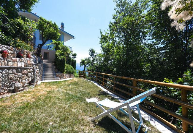 Chalet in Tignale - Da Guido - Letizia by Garda FeWo Chalet in Tignale - Da Guido - Letizia by Garda FeWo