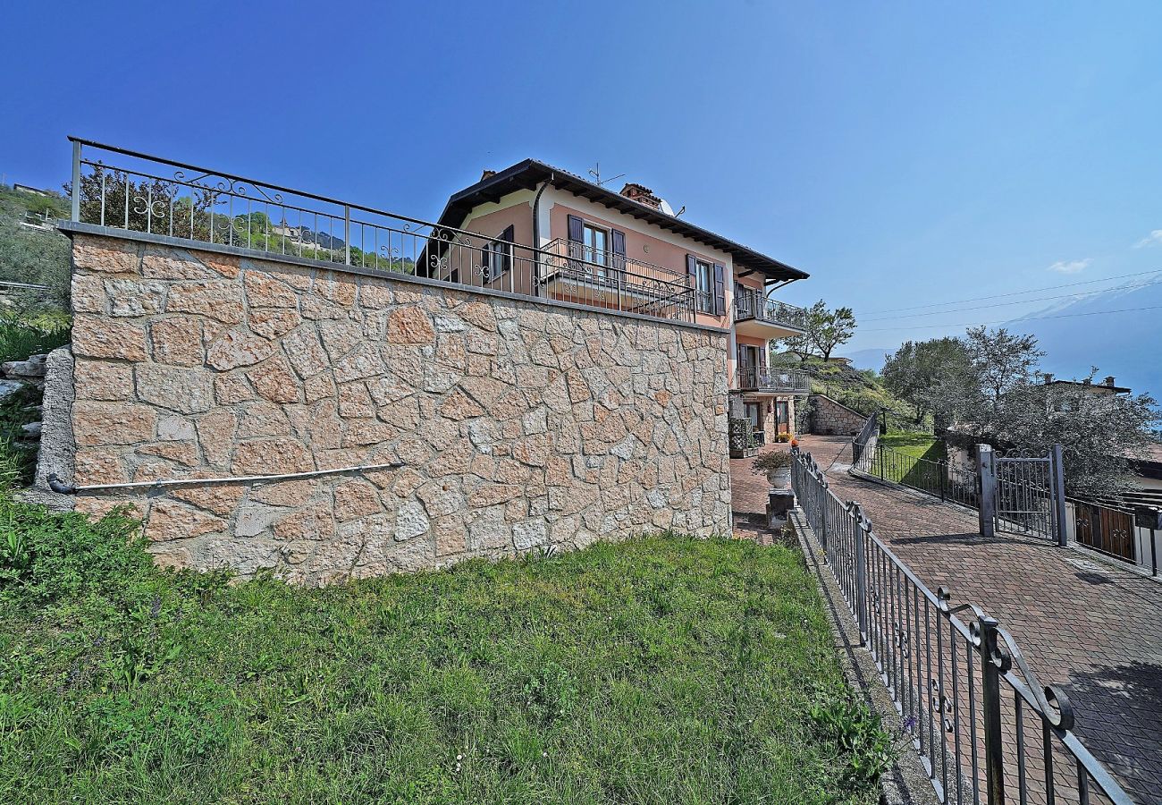 Apartment in Tignale - Sole