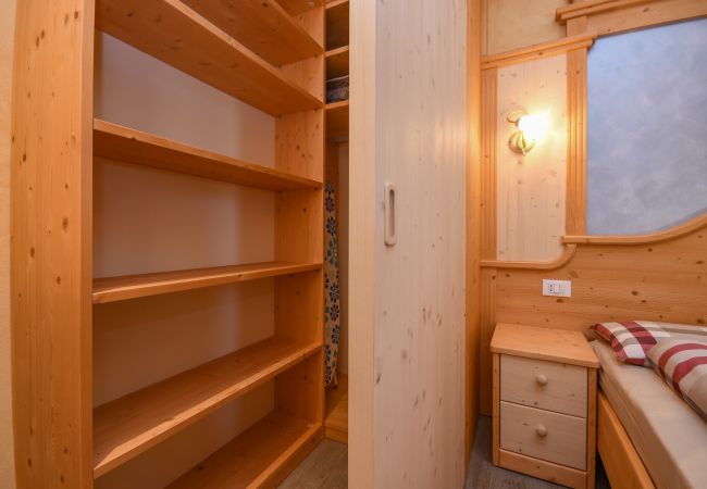 Apartment in Tignale - Principe - adults only apartment Apartment in Tignale - Principe - adults only apartment