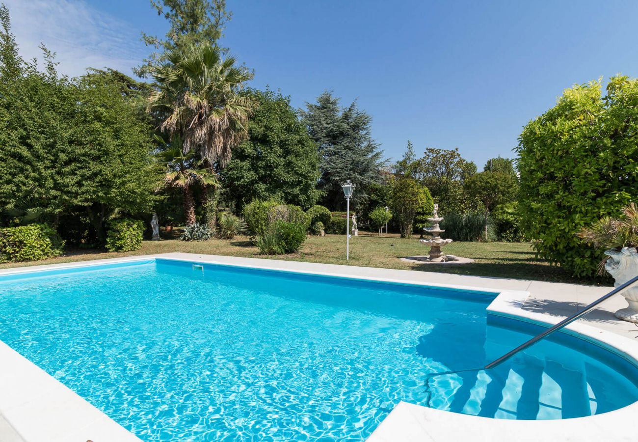 Villa in Moniga del Garda - Villa Stefano by Garda FeWo