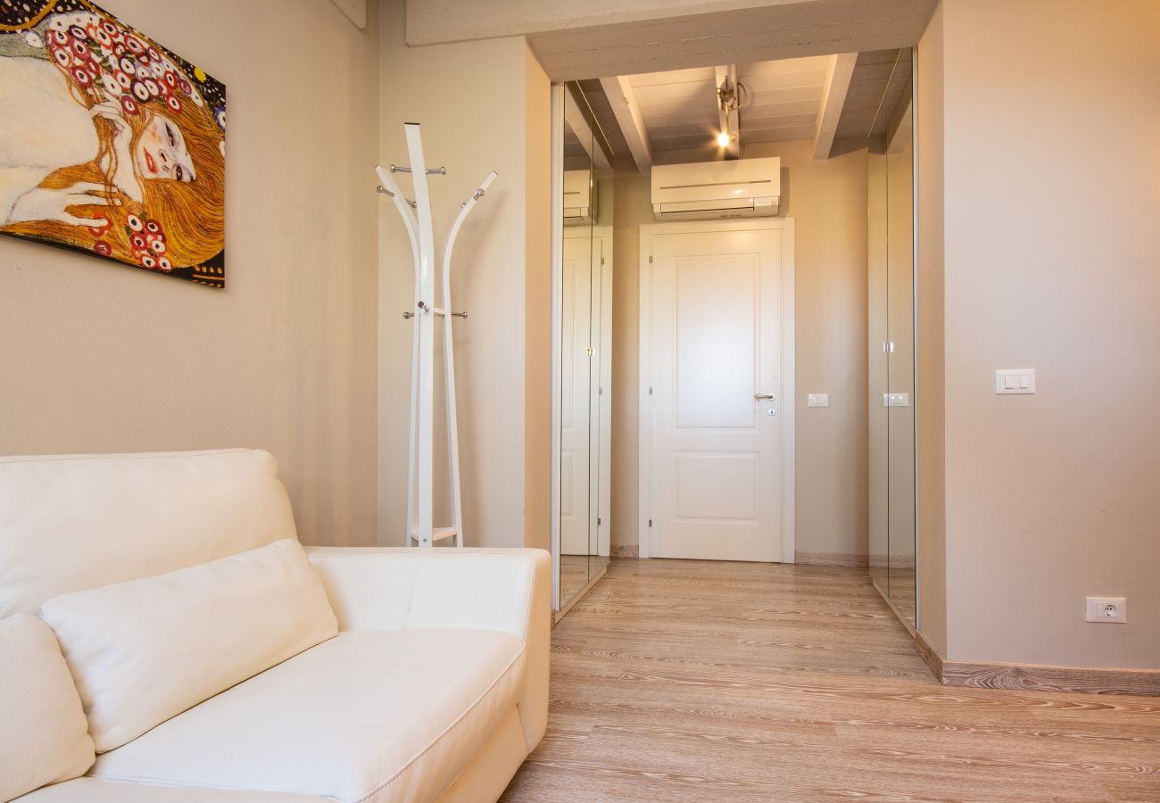 Apartment in Toscolano-Maderno - Cà Rossa - Ibisco by Garda FeWo