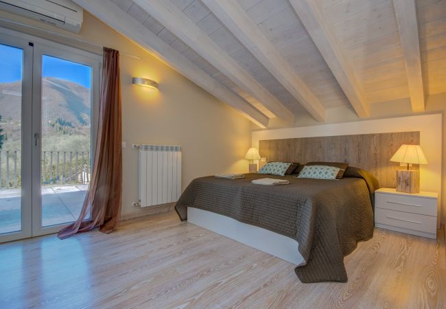 Apartment in Toscolano-Maderno - Cà Rossa - Orchidea 1 by Garda FeWo Apartment in Toscolano-Maderno - Cà Rossa - Orchidea 1 by Garda FeWo