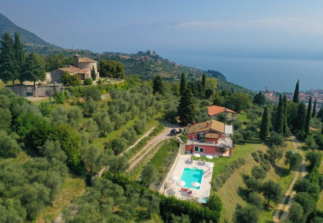 Apartment in Toscolano-Maderno - Cà Rossa - Orchidea 1 by Garda FeWo Apartment in Toscolano-Maderno - Cà Rossa - Orchidea 1 by Garda FeWo