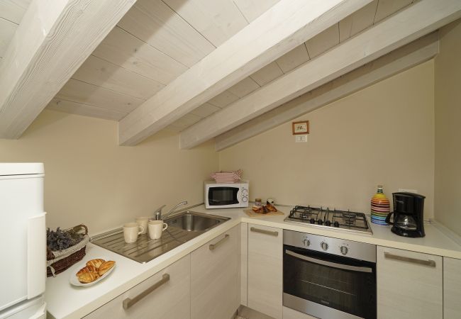 Apartment in Toscolano-Maderno - Cà Rossa - Orchidea 1 by Garda FeWo Apartment in Toscolano-Maderno - Cà Rossa - Orchidea 1 by Garda FeWo