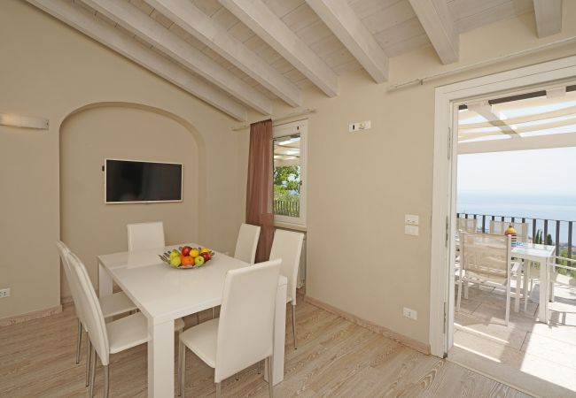 Apartment in Toscolano-Maderno - Cà Rossa - Orchidea 1 by Garda FeWo Apartment in Toscolano-Maderno - Cà Rossa - Orchidea 1 by Garda FeWo