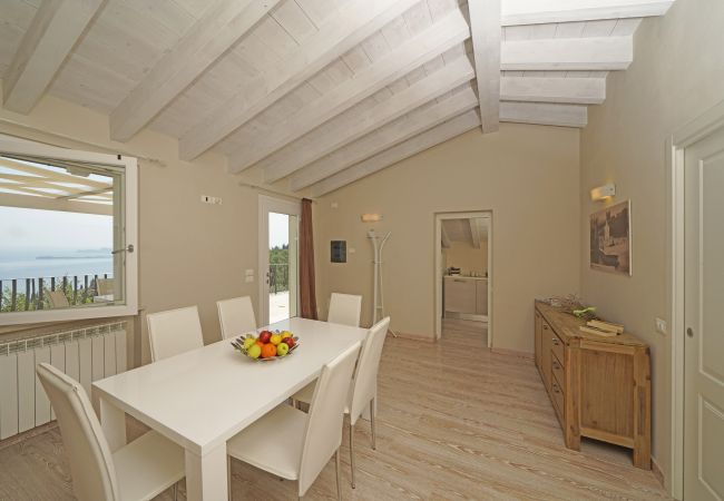 Apartment in Toscolano-Maderno - Cà Rossa - Orchidea 1 by Garda FeWo Apartment in Toscolano-Maderno - Cà Rossa - Orchidea 1 by Garda FeWo