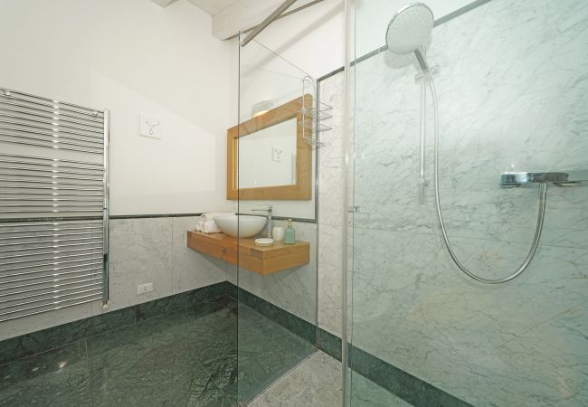 Apartment in Toscolano-Maderno - Cà Rossa - Orchidea 1 by Garda FeWo Apartment in Toscolano-Maderno - Cà Rossa - Orchidea 1 by Garda FeWo