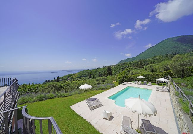 Apartment in Toscolano-Maderno - Cà Rossa - Orchidea 1 by Garda FeWo Apartment in Toscolano-Maderno - Cà Rossa - Orchidea 1 by Garda FeWo