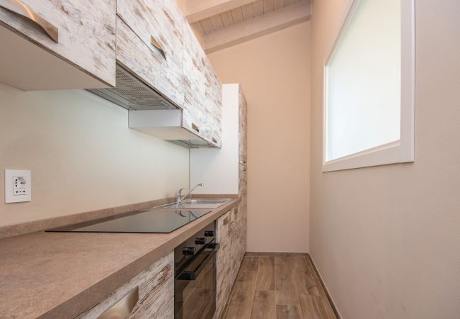 Apartment in Toscolano-Maderno - Cà Bianca sopra by Garda FeWo Apartment in Toscolano-Maderno - Cà Bianca sopra by Garda FeWo