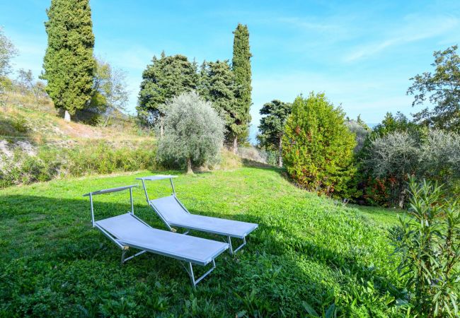 Apartment in Toscolano-Maderno - Cà Bianca sopra by Garda FeWo Apartment in Toscolano-Maderno - Cà Bianca sopra by Garda FeWo