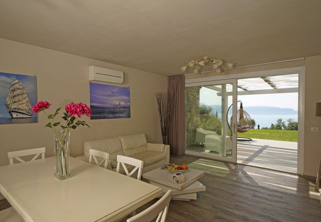 Apartment in Toscolano-Maderno - Cà Bianca Zero by Garda FeWo Apartment in Toscolano-Maderno - Cà Bianca Zero by Garda FeWo