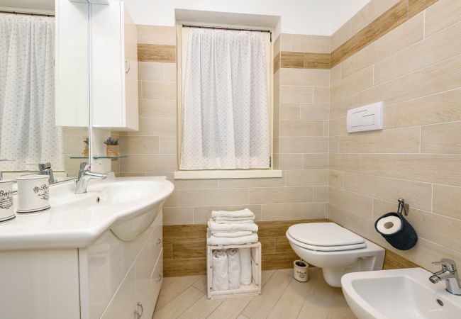 Apartment in Tignale - .Ciliegia by Garda FeWo Apartment in Tignale - .Ciliegia by Garda FeWo