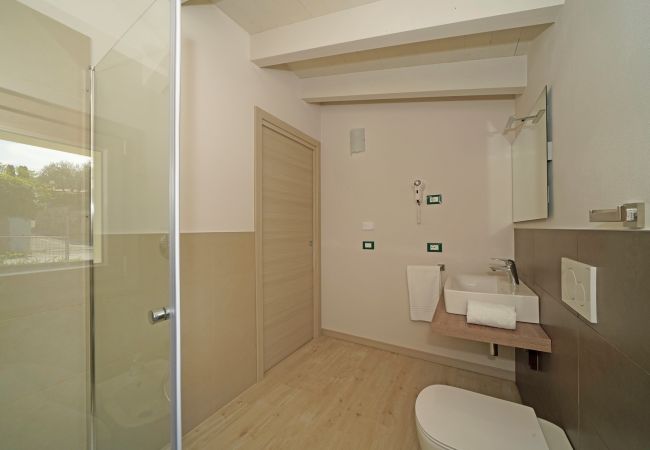 Terraced House in Manerba del Garda - Gardaliva - Green Duplex 1 by Garda FeWo Terraced House in Manerba del Garda - Gardaliva - Green Duplex 1 by Garda FeWo