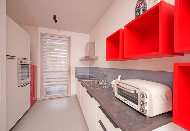 Terraced House in Manerba del Garda - Gardaliva - Red duplex 2 by Garda FeWo Terraced House in Manerba del Garda - Gardaliva - Red duplex 2 by Garda FeWo