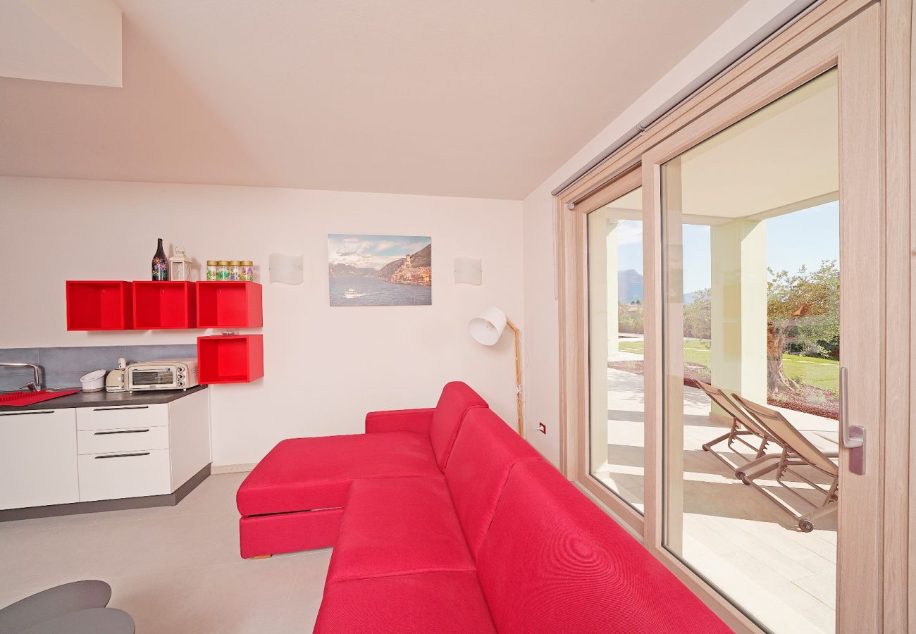 Townhouse in Manerba del Garda - Gardaliva - Red duplex 2 by Garda FeWo