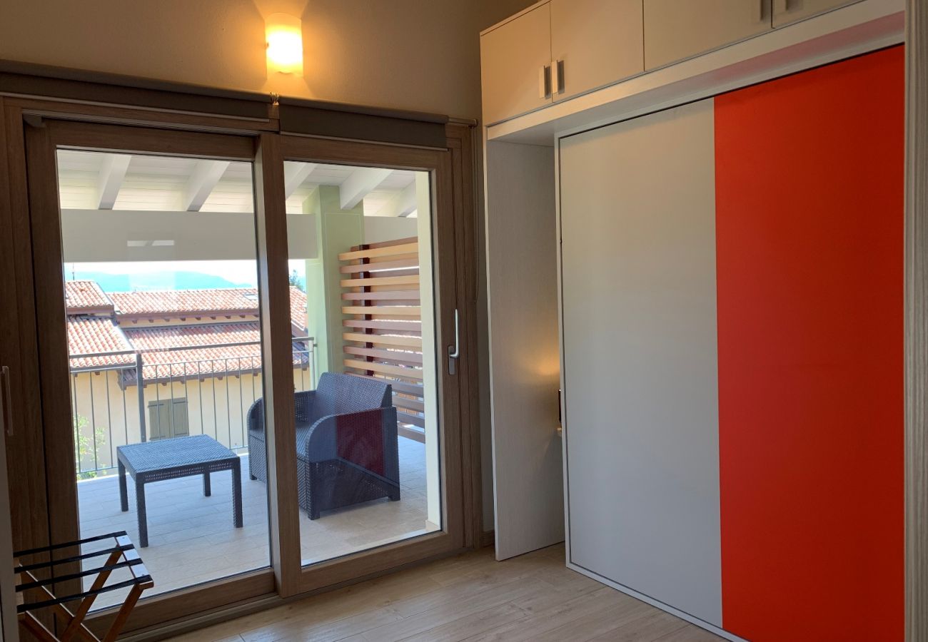 Townhouse in Manerba del Garda - Gardaliva - Red duplex 2 by Garda FeWo