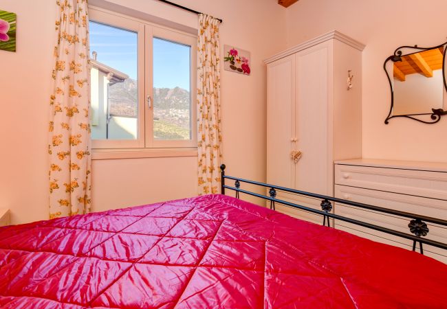 Apartment in Tignale - .Albicocca by Garda FeWo Apartment in Tignale - .Albicocca by Garda FeWo