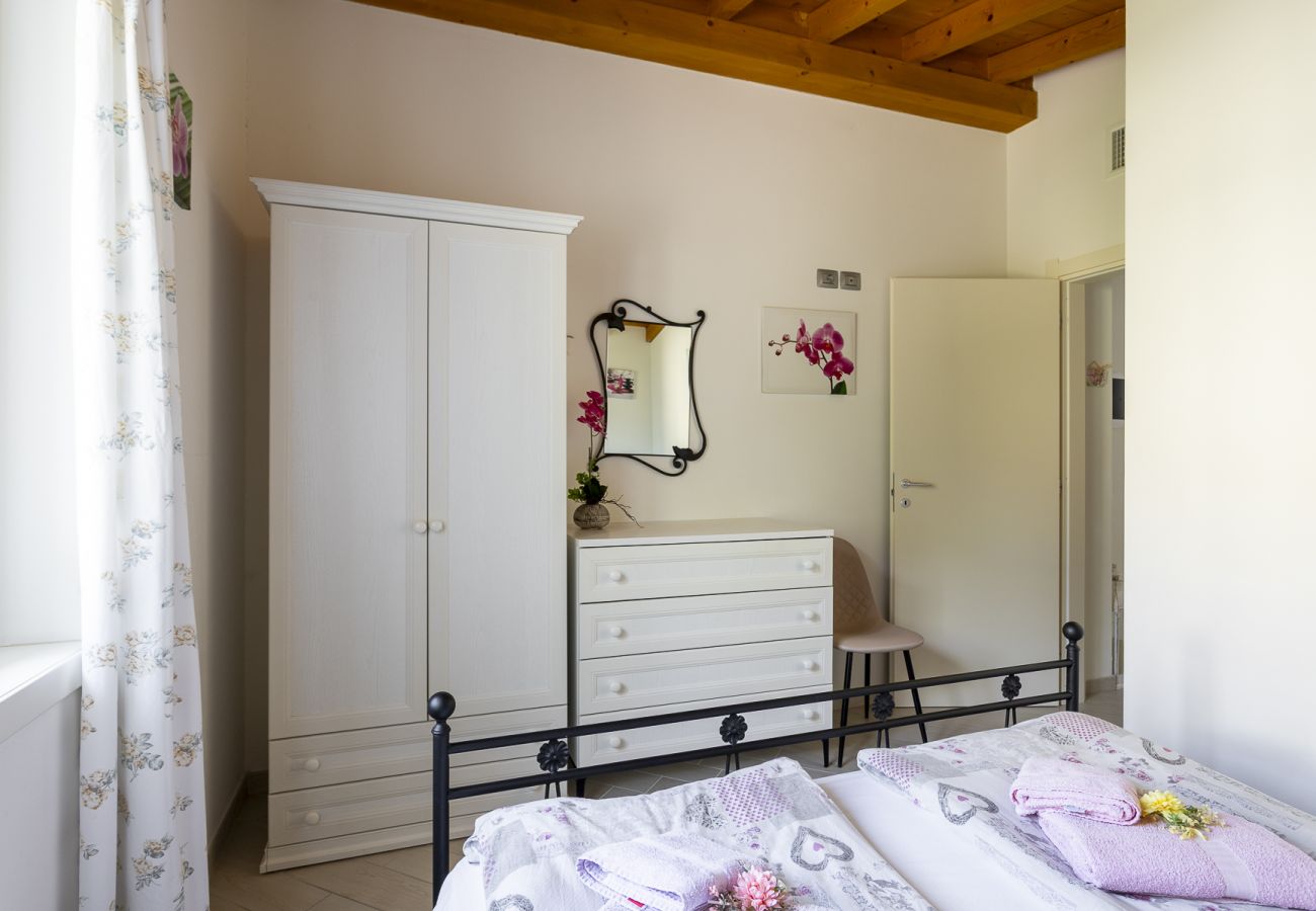 Apartment in Tignale - .Albicocca by Garda FeWo