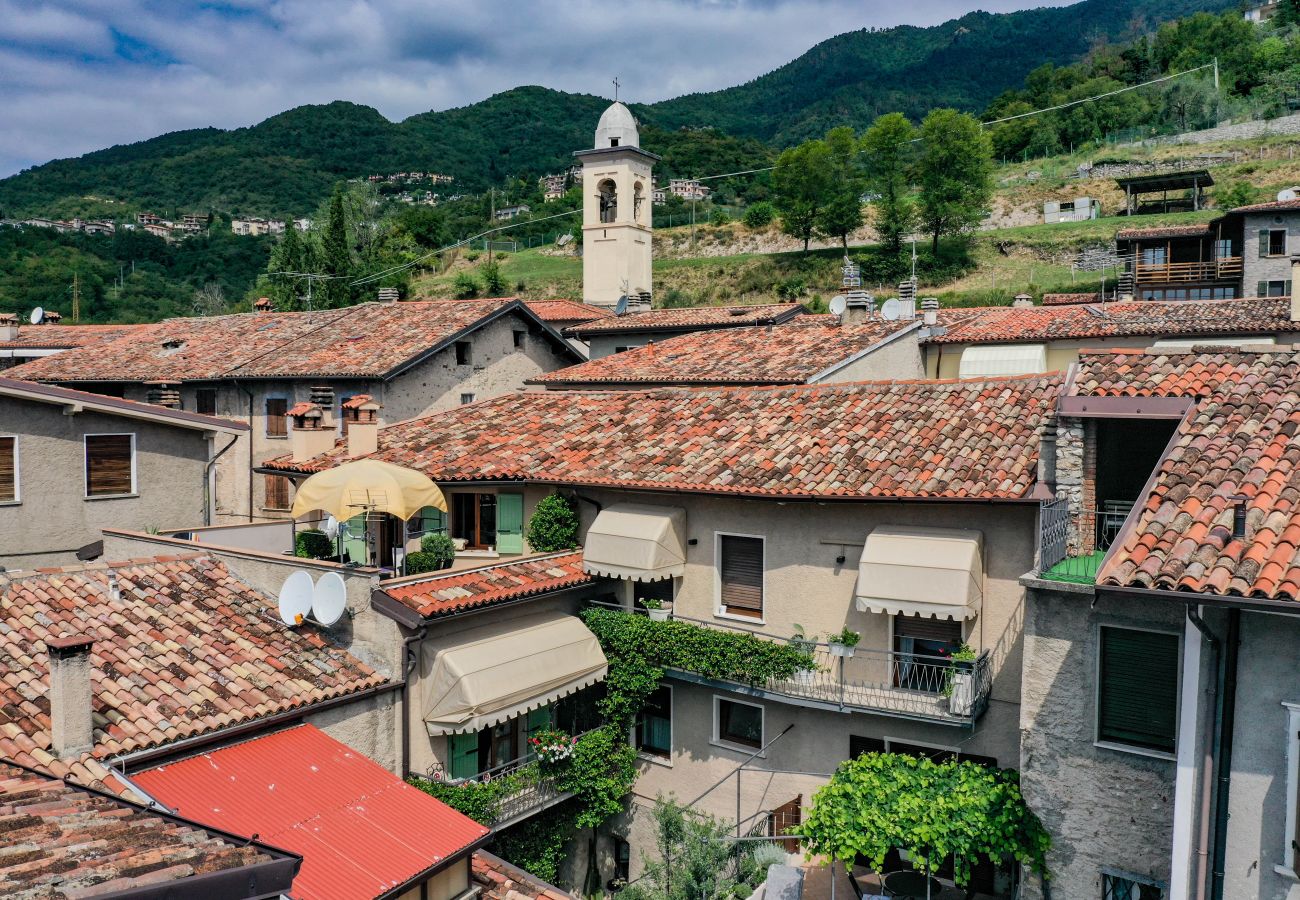 Apartment in Tignale - Rustico Minichètto - La Vigna by Garda FeWo