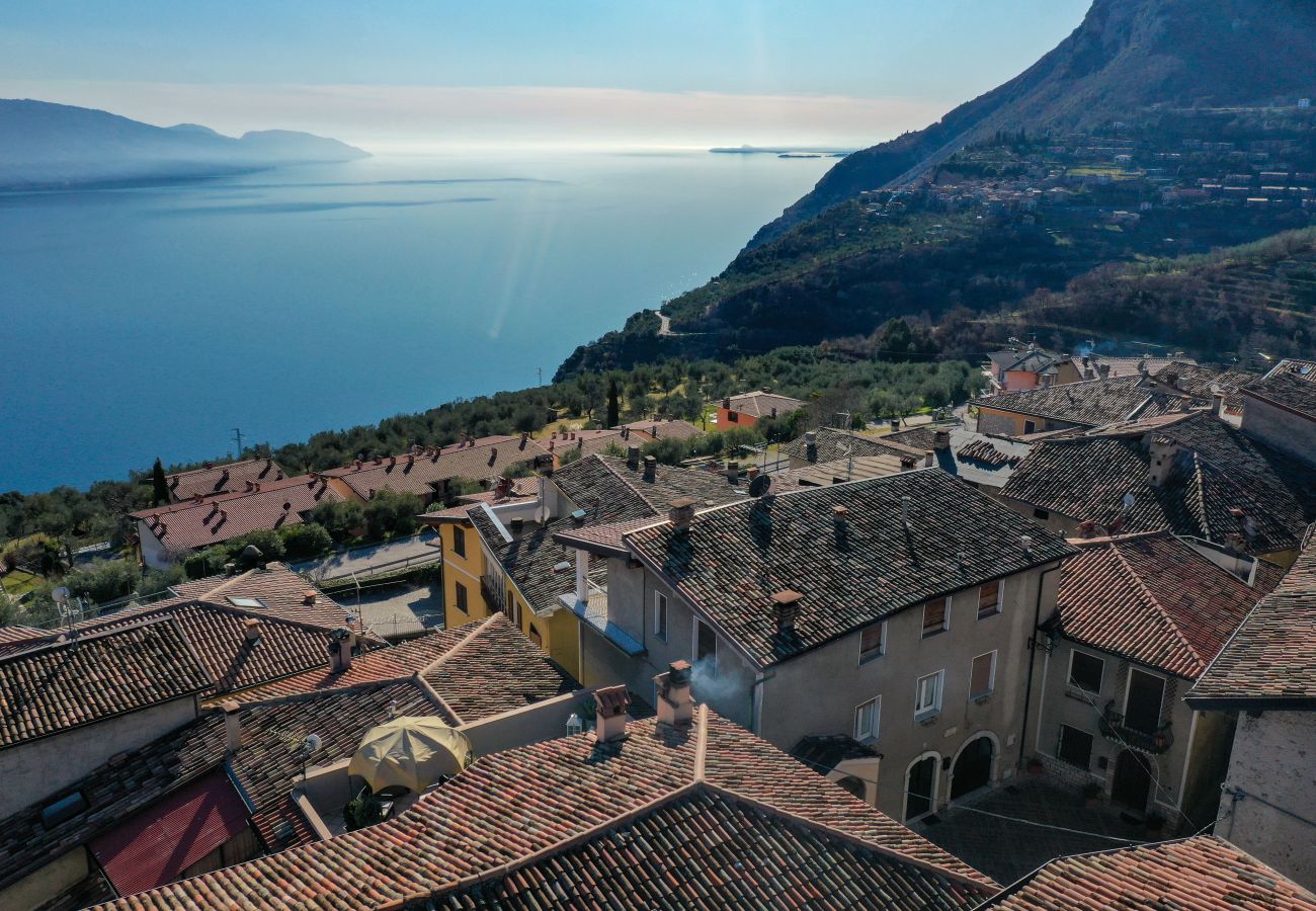 Apartment in Tignale - Rustico Minichètto - La Vigna by Garda FeWo