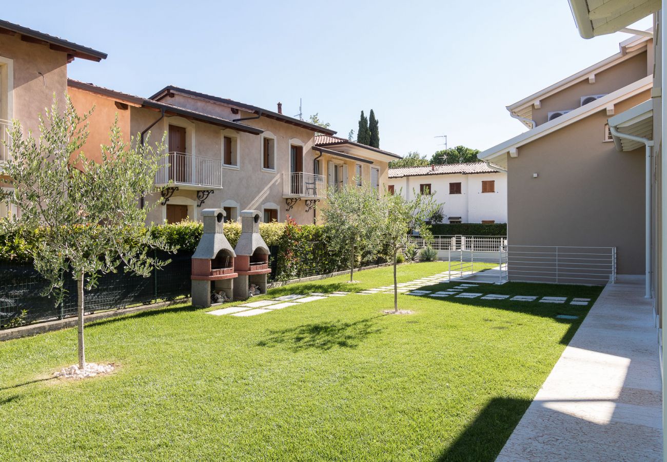 Apartment in Manerba del Garda - Villa Meri - Lake by Garda FeWo