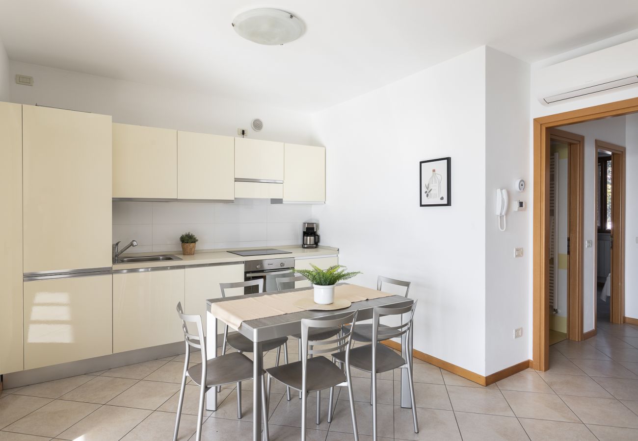 Apartment in Toscolano-Maderno - 8 Garden Vistalago by Garda FeWo