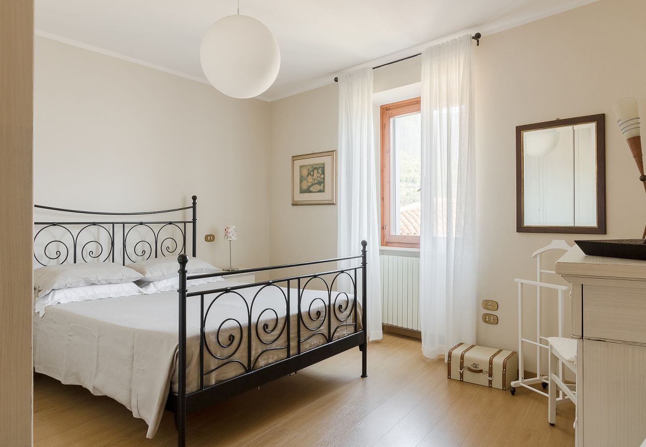 Apartment in Tignale - Corte Trepée by Garda FeWo