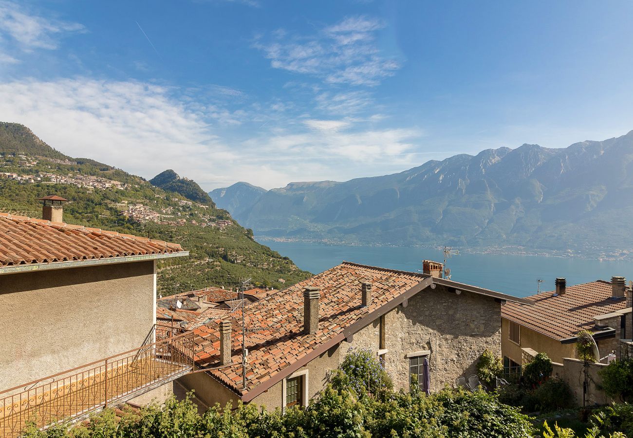 Apartment in Tignale - Corte Trepée by Garda FeWo