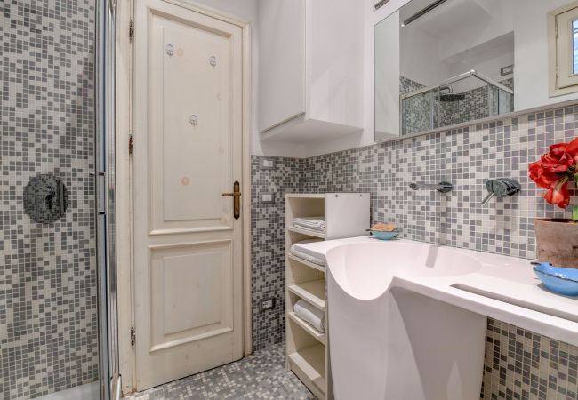 Apartment in Manerba del Garda - Lakefront Belvedere by Garda FeWo Apartment in Manerba del Garda - Lakefront Belvedere by Garda FeWo