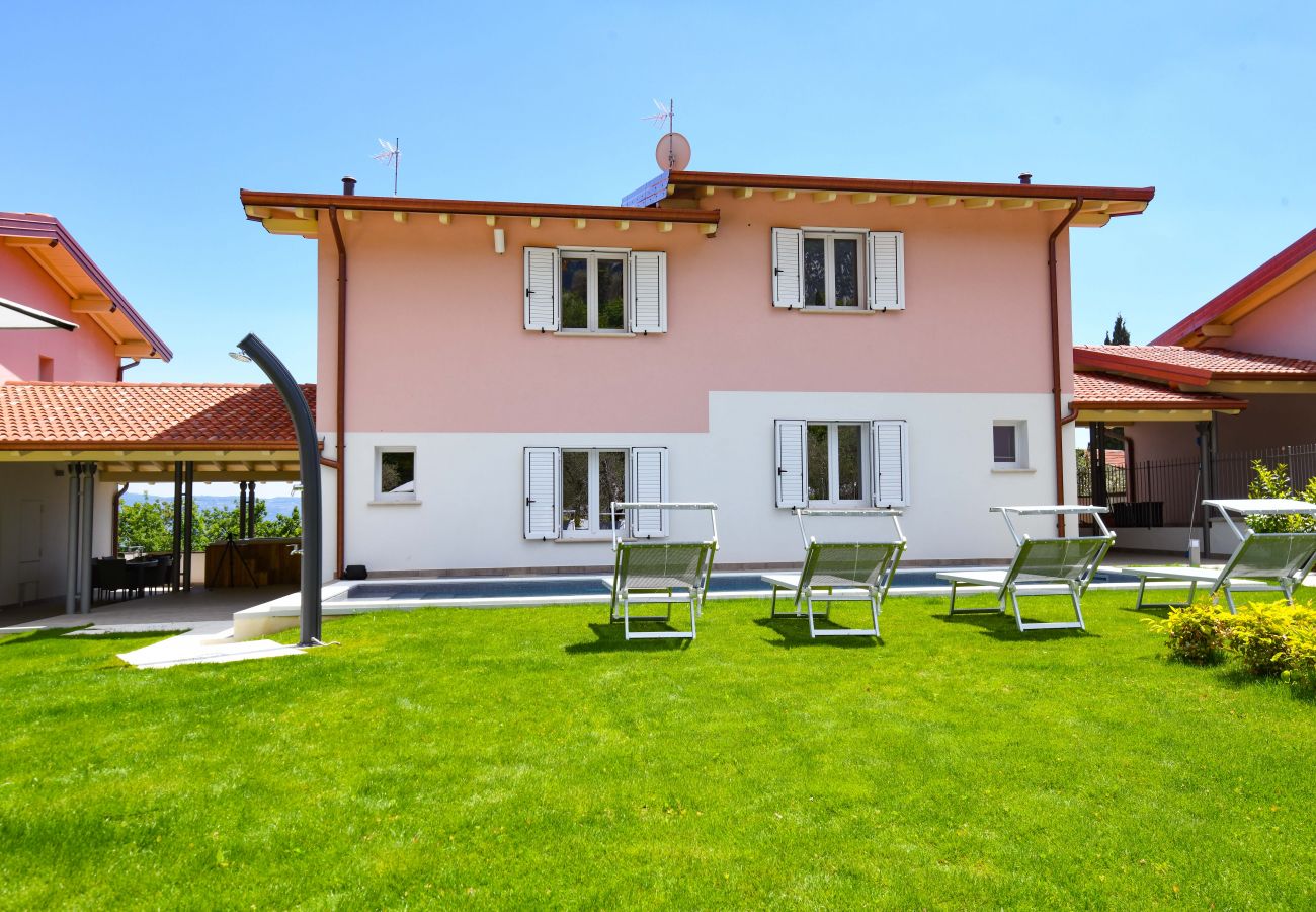 Villa in Toscolano-Maderno - Le Casette - Leccino by Garda FeWo